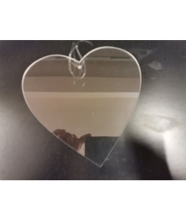 GRATIS  plexi hartje hangertje 15 cm bij een aankoopwaarde vanaf 30.00 euro